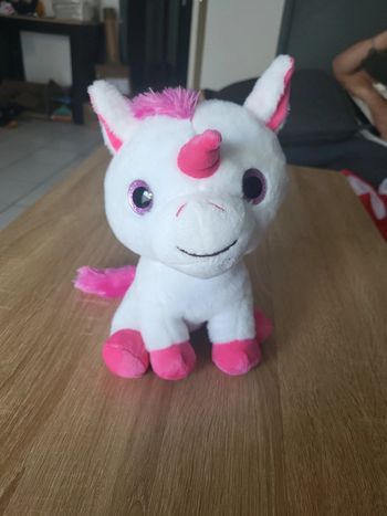 Licorne en peluche