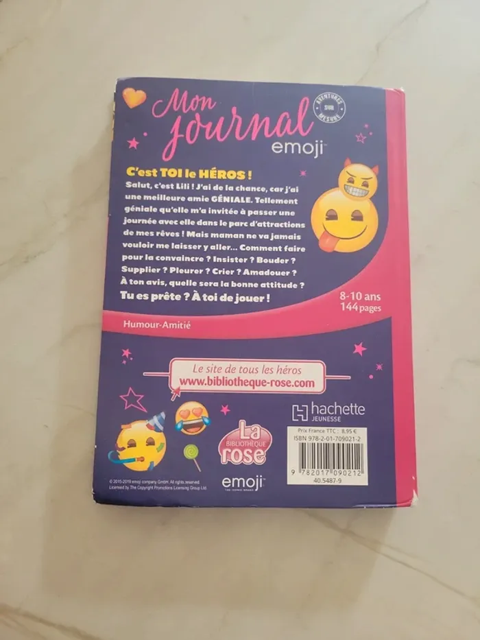 Livre Mon journal emoji c'est toi le héros - photo numéro 2