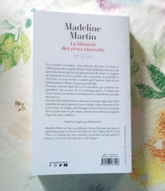 LA LIBRAIRIE DES REVES ENSEVELIS de Madeline MARTIN Ed. France Loisirs - photo numéro 3