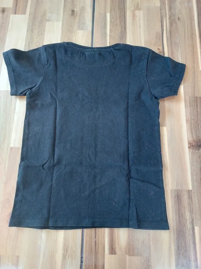 T-shirt noir - photo numéro 2