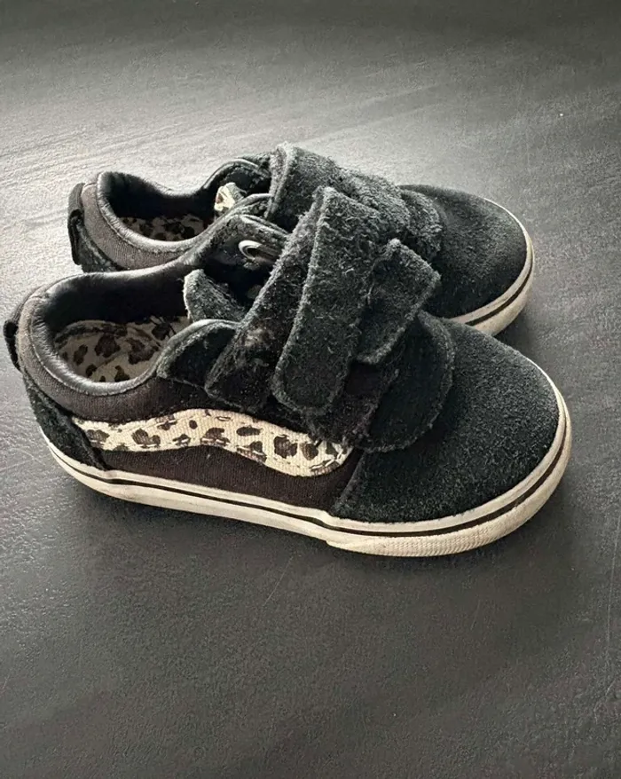 Vans à scratch léopard taille 22