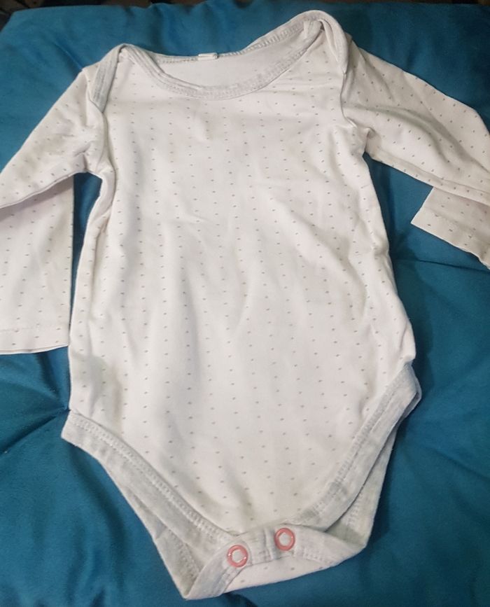 Lot bodies bébé fille - photo numéro 3