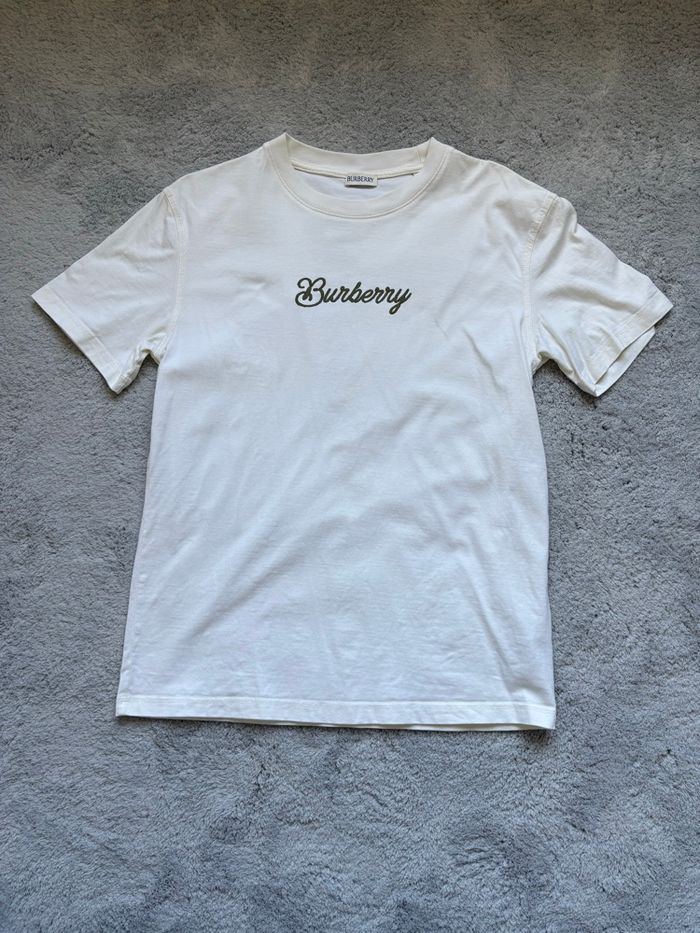 T-shirt Burberry Taille S - Très bonne état