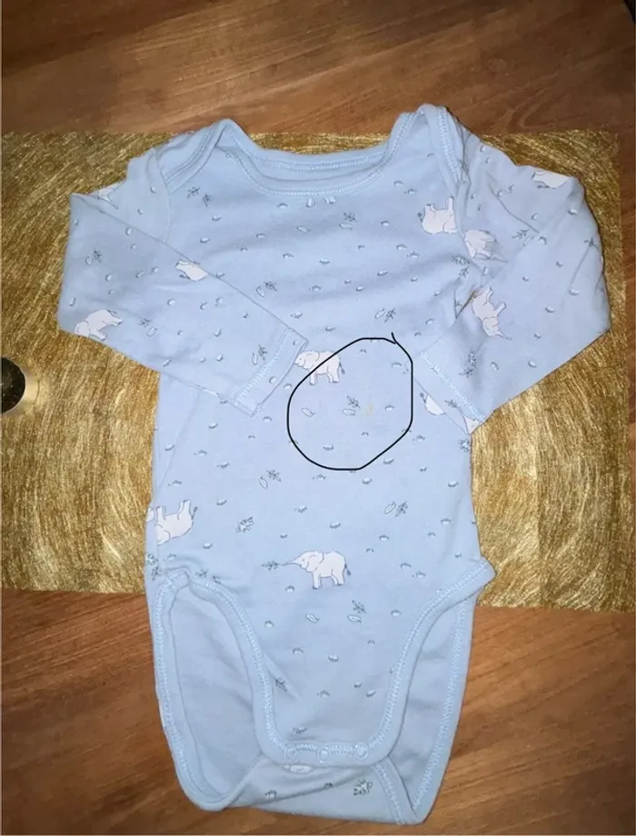 Lot de 4 bodies tex dont 1 orchestra 18 mois - photo numéro 5