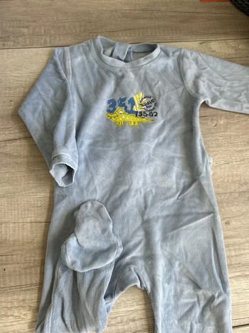 Pyjama crocodile