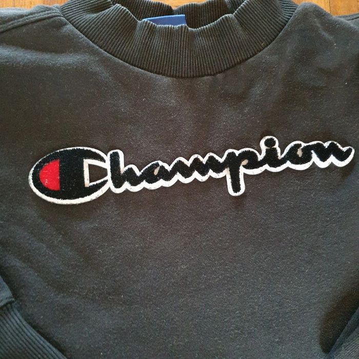 Magnifique sweat Champion femme taille XS - photo numéro 3