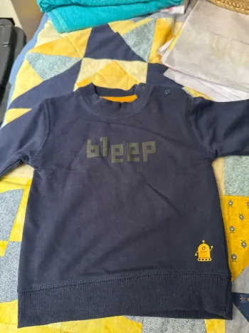 Pull bleu marine