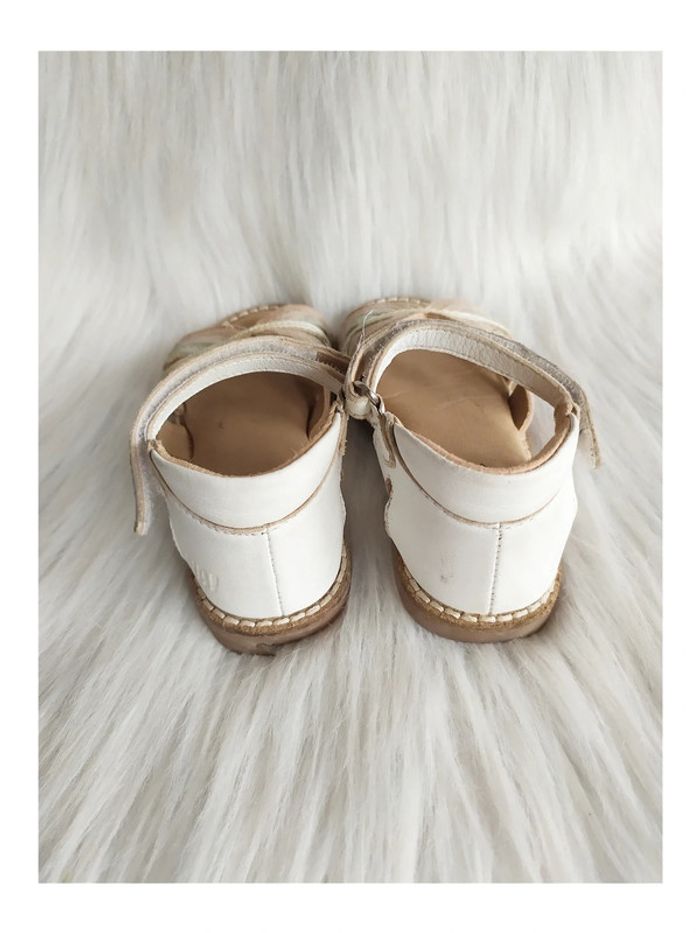 Sandales petite fille pointure 24 en cuir - photo numéro 3