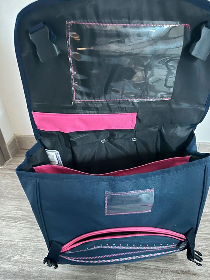 Cartable à roulettes - photo numéro 12