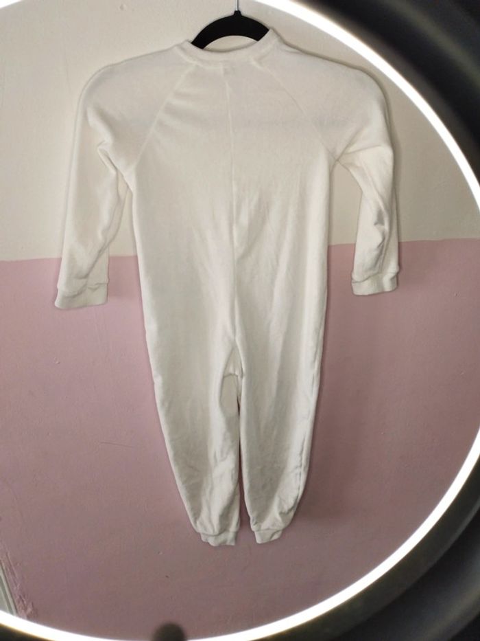 Combinaison de pyjama Disney 5,6 ans - photo numéro 4