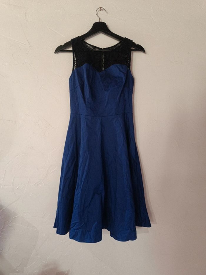 Robe chic TS Neuve jamais portée