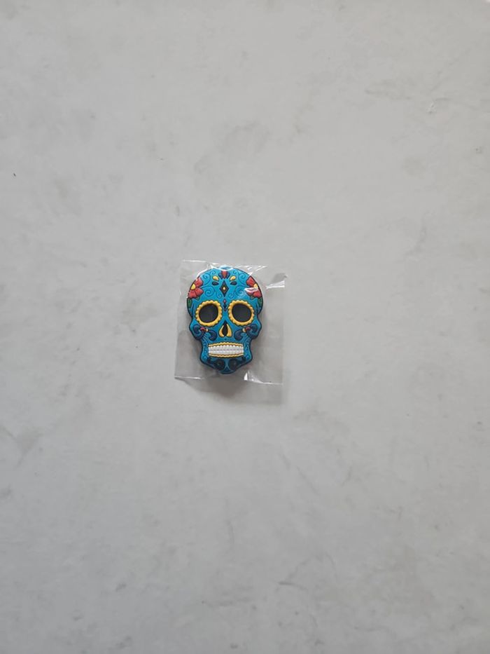 Magnet tête de mort Neuf cont6