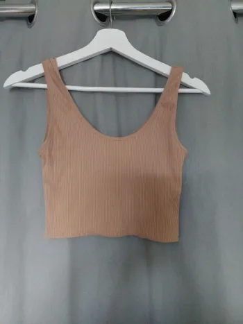 Débardeur côtelé beige/camel Stradivarius – Taille L – Très bon état