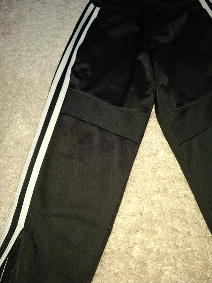 Pantalon de jogging Adidas Mixte neuf 8 ans - photo numéro 5