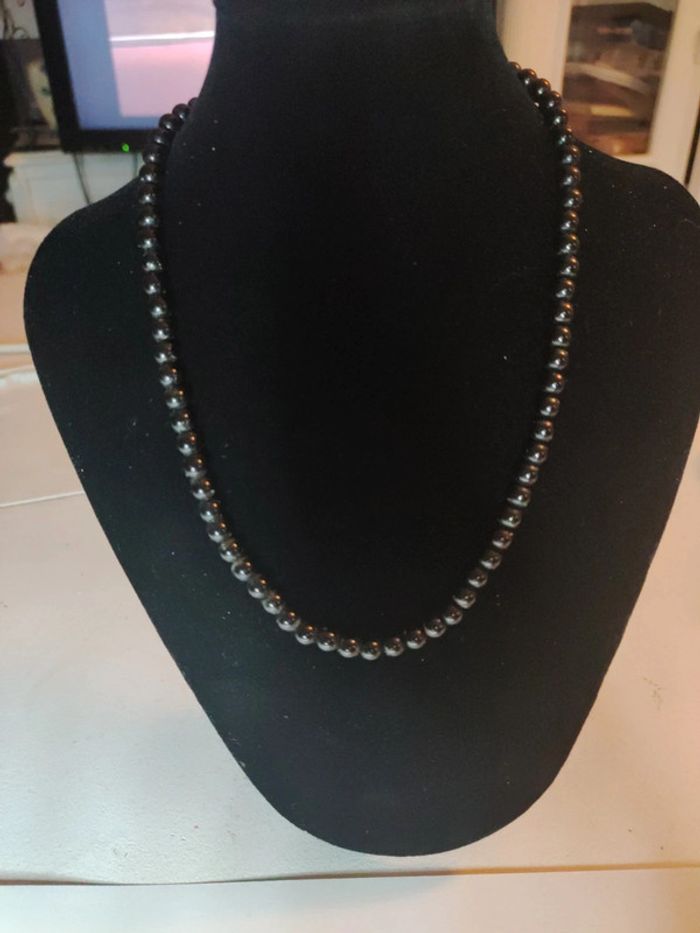 Collier de perles noires lithothérapie - photo numéro 2