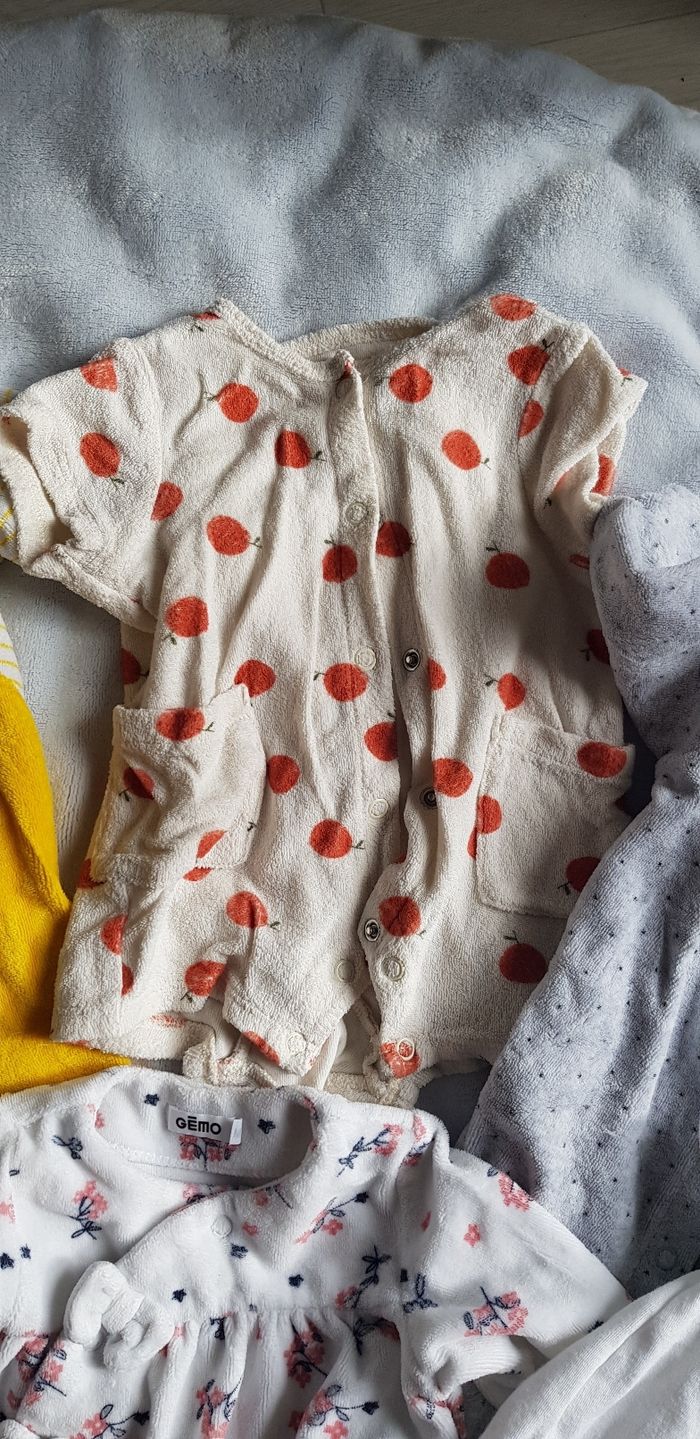 Gros lot pijamas 3 mois fille - photo numéro 5