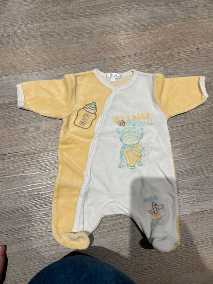 Gros lot 1 mois - photo numéro 13