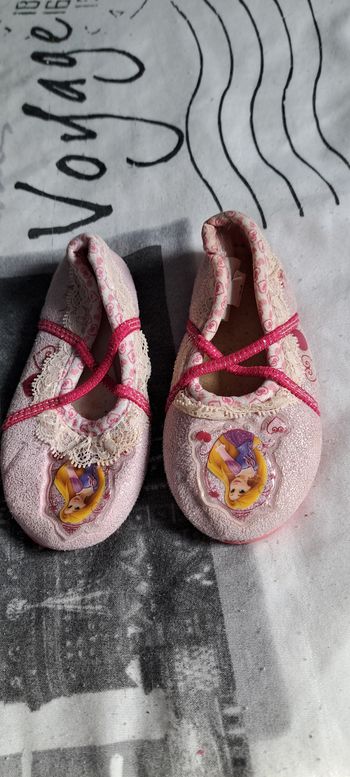 Chausson fille taille 24