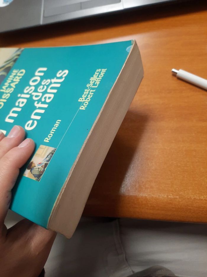 Livre Robert laffont la maison des enfants - photo numéro 3