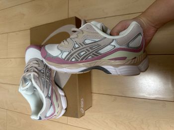 ASICS GEL-NYC rose 39