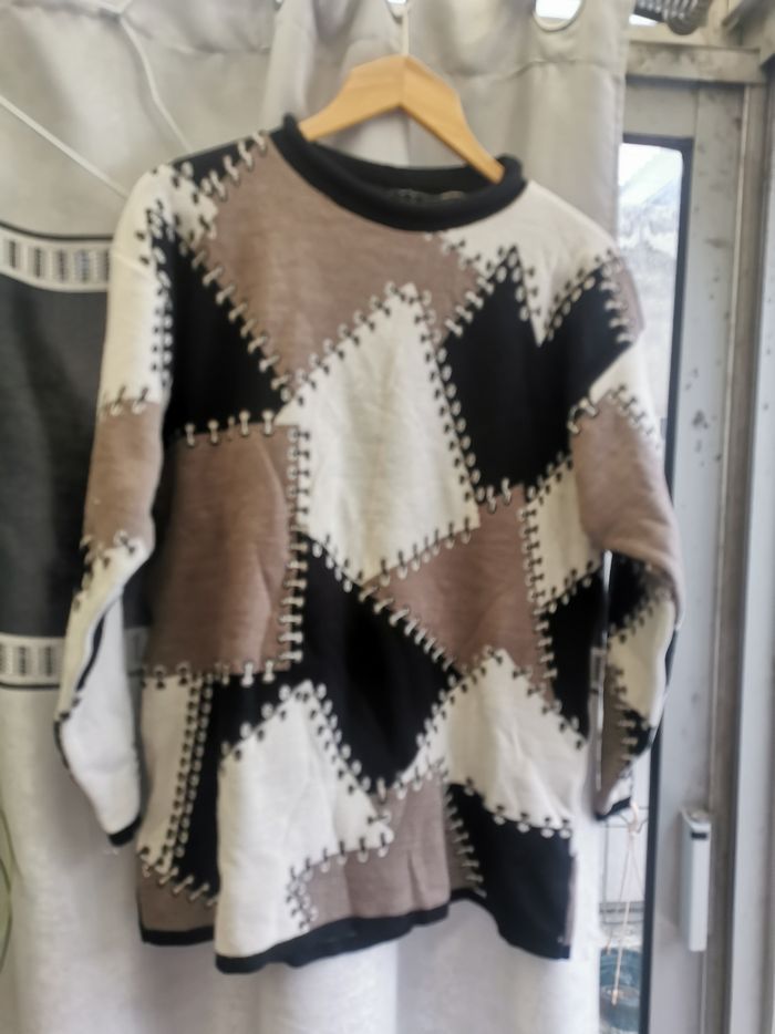 Pull à damiers beige, blanc et noir t 52 - photo numéro 6