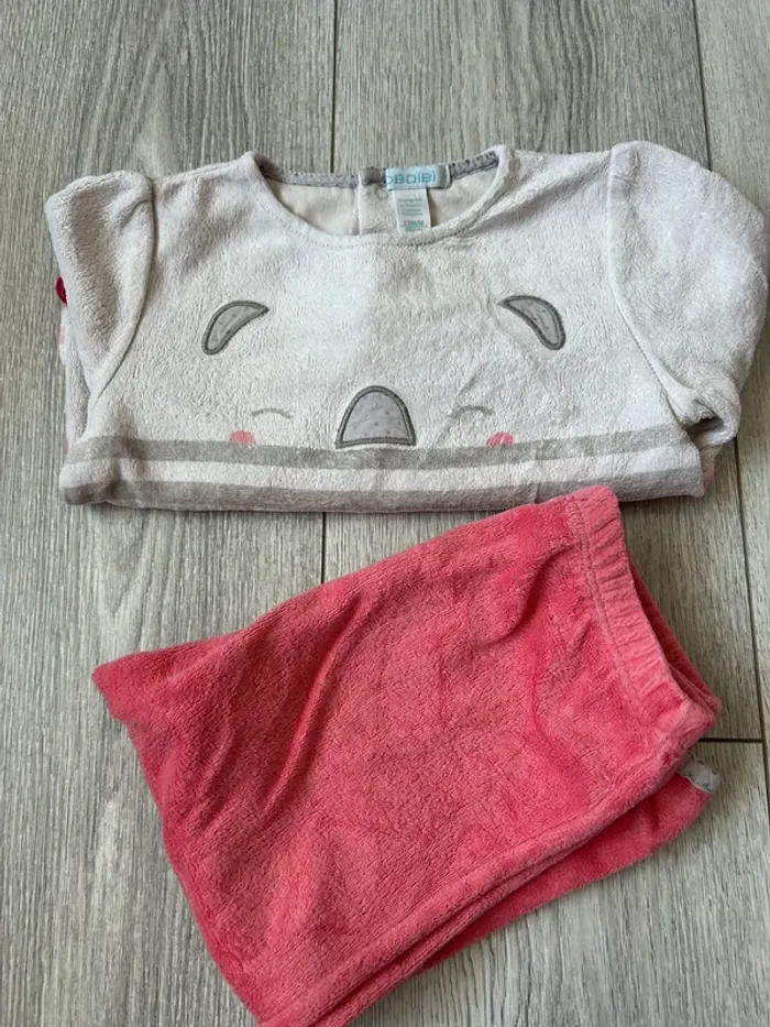 Pyjama velours 2 pièces 23 mois - photo numéro 6