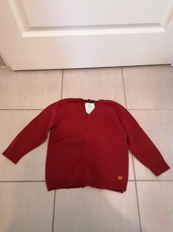 Pull col V très bon état