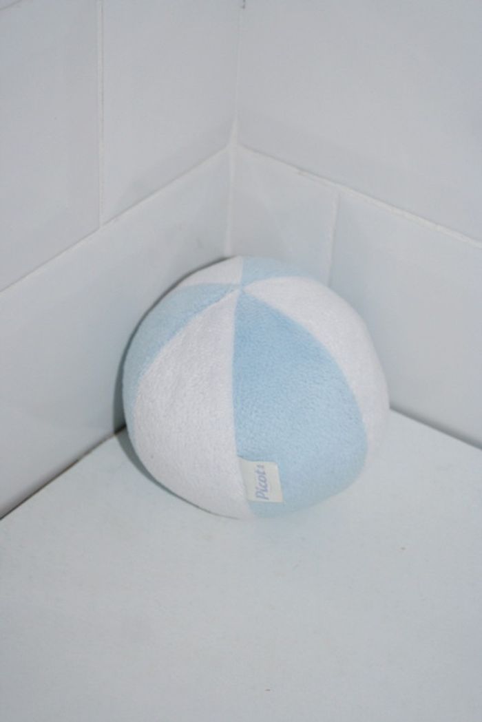 Doudou balle PICOT 2 bleu et blanc - photo numéro 2
