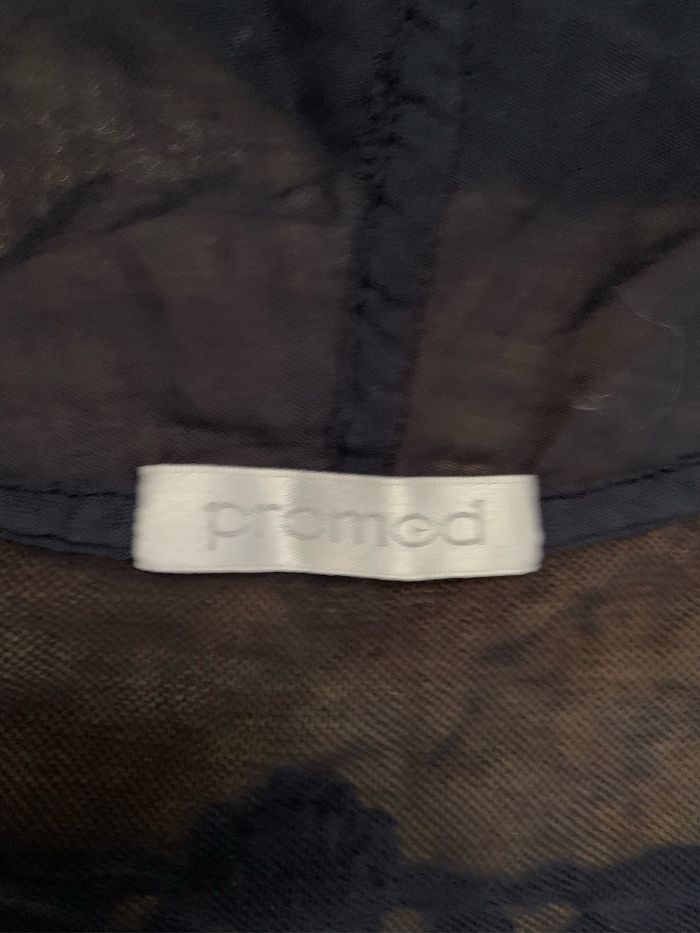Beau chemisier marine taille 38/40 - photo numéro 3
