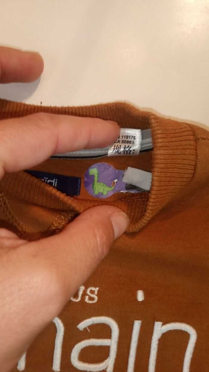 Lot 2 pulls enfant 3 ans - photo numéro 5