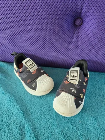 Baskets adidas