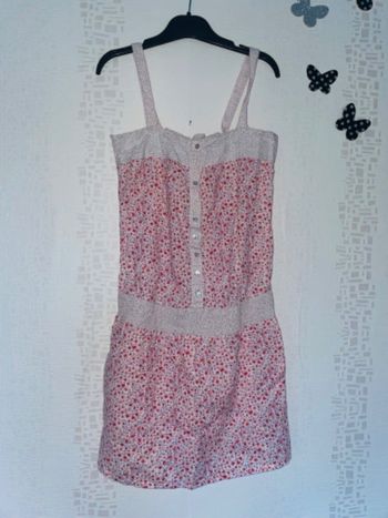 Robe élégante romantique taille 14 ans neuve