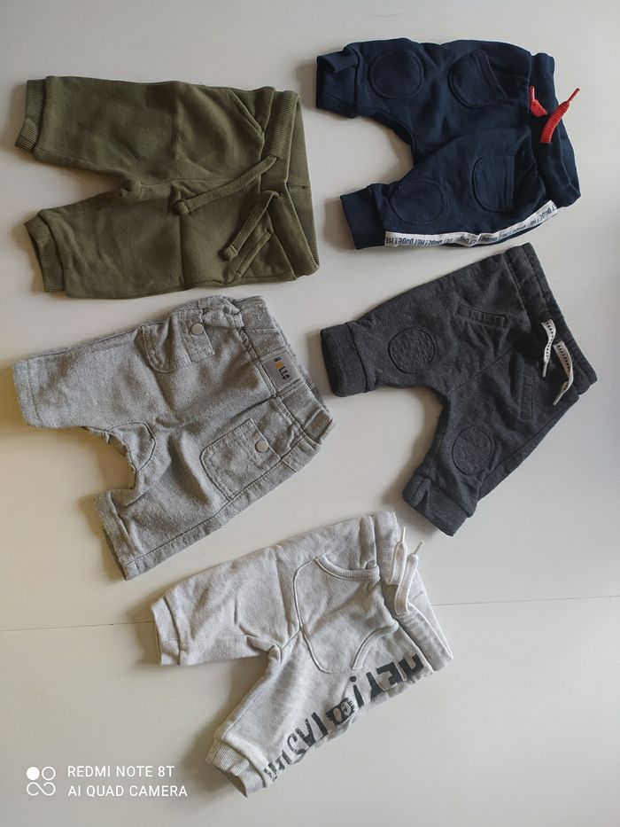 Pantalons 1 mois