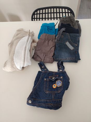 Lot vêtement bébé 12 mois