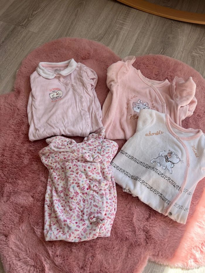 Lot 4 pyjamas bébé fille 9 mois