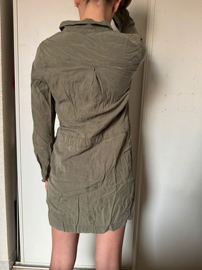 Robe kaki - photo numéro 4