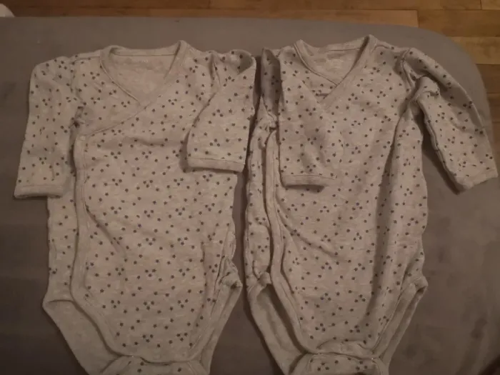 Lot de 2 bodies gris 3-6 mois