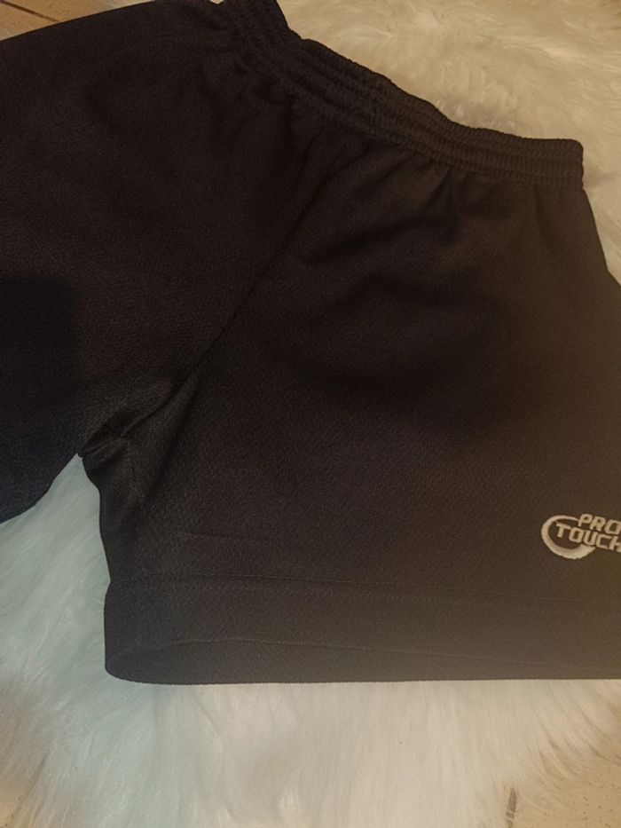 Short de sport homme - photo numéro 2