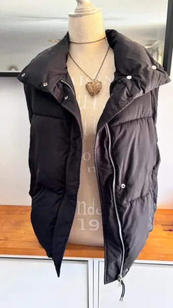 💕 veste sans manche noire taille 34 XS #bershka
