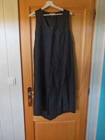 Robe noir lin