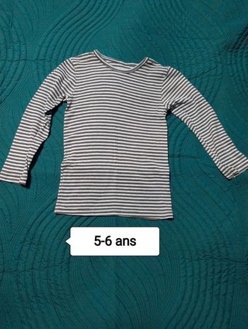 T-shirt gris tex 5-6 ans