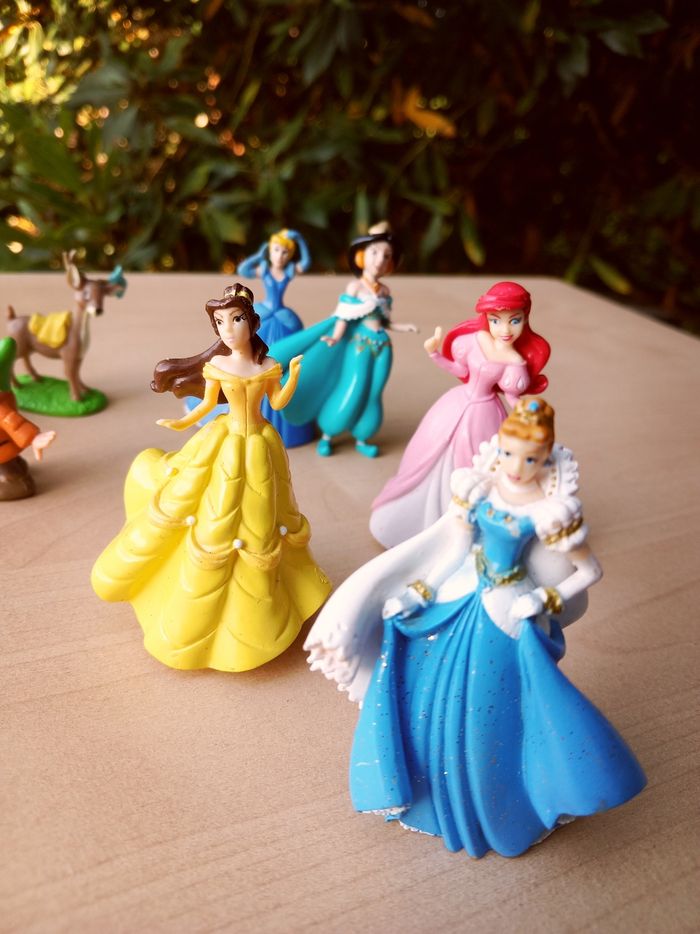 Lot de figurines décoratives miniatures princesses Disney - photo numéro 2