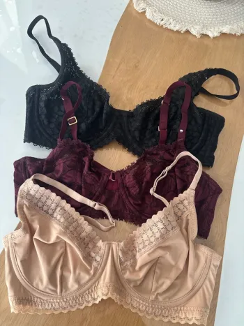 Lot soutien gorge DIM