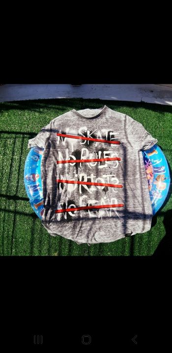 Tee shirt