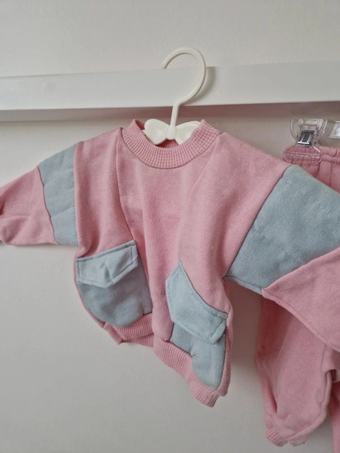 Ensemble pull pantalon jogging rose gris 3-6mois très bon état - photo numéro 3