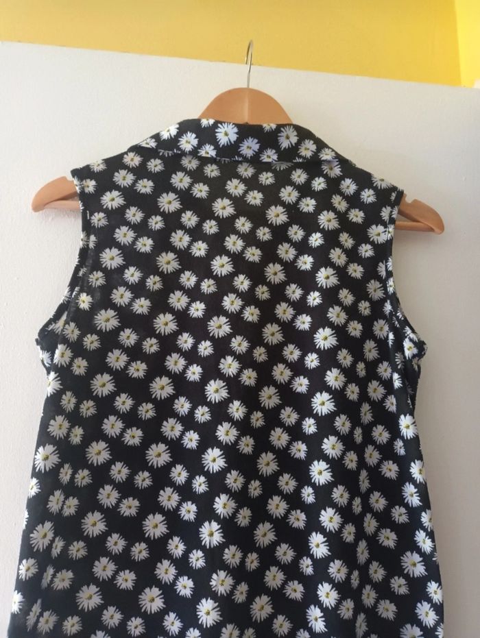 Haut Noir Femme avec des Motifs Fleuris Blancs | Look Estival & Bohème 🌼🌾 - photo numéro 6