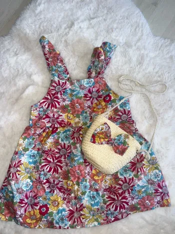 Robe 90 cm et petit sac