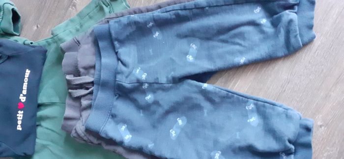 lot de vêtements bébé 18 mois - photo numéro 9