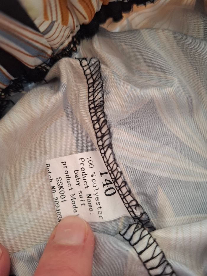 Pantalons large et fluide + crop top - photo numéro 4