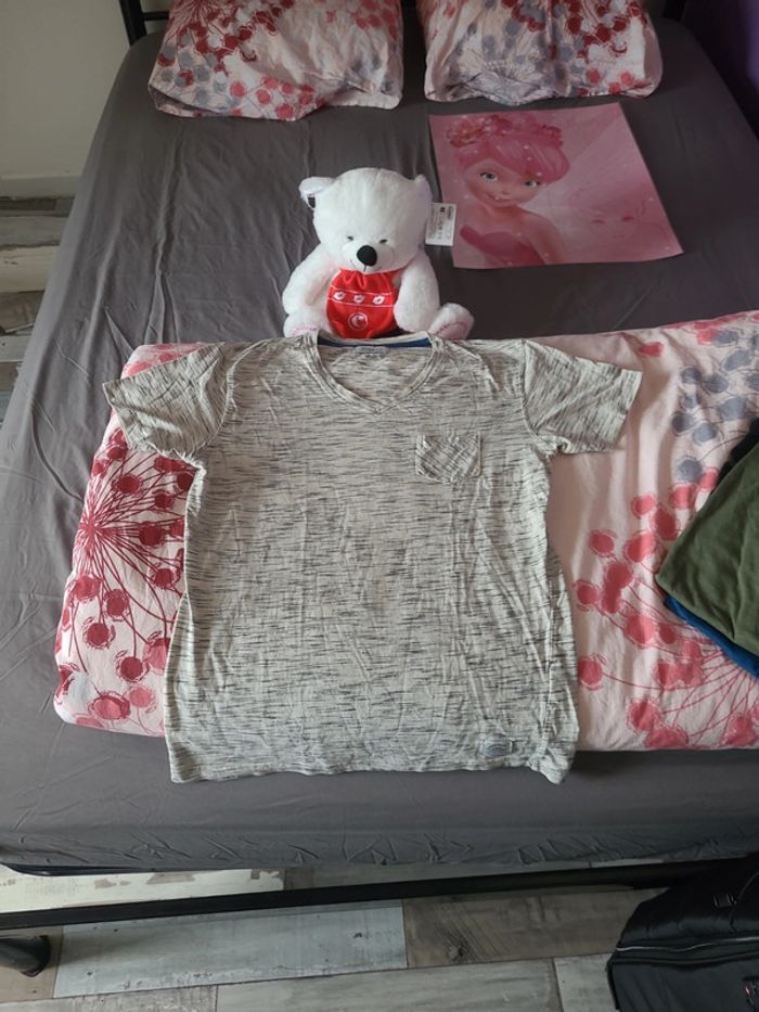 T shirt gris blanc
